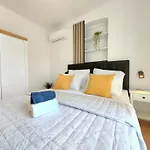 Studio & Rooms Fjok