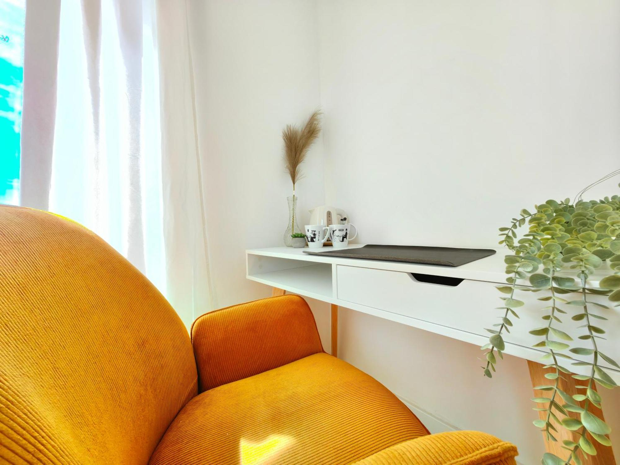 & Fjok Apartment Split